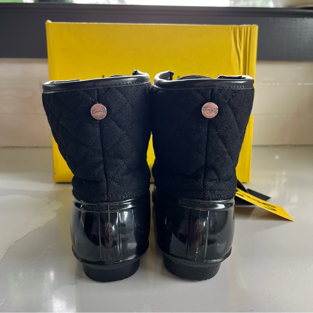 SEVEN7 Wool Goose Quilted Lace Up Women’s Sz 7 Black Boot Booties - Picture 8 of 13